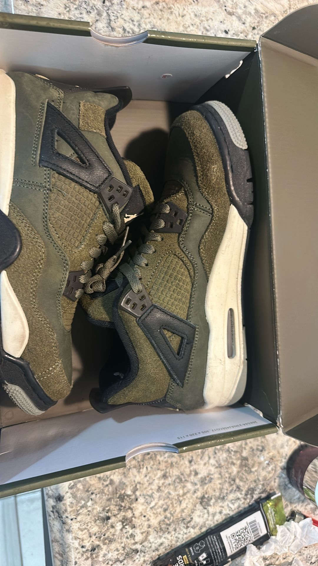 Air Jordan 4 Retro SE Craft GS