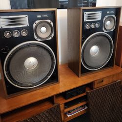 Sansui Speakers 