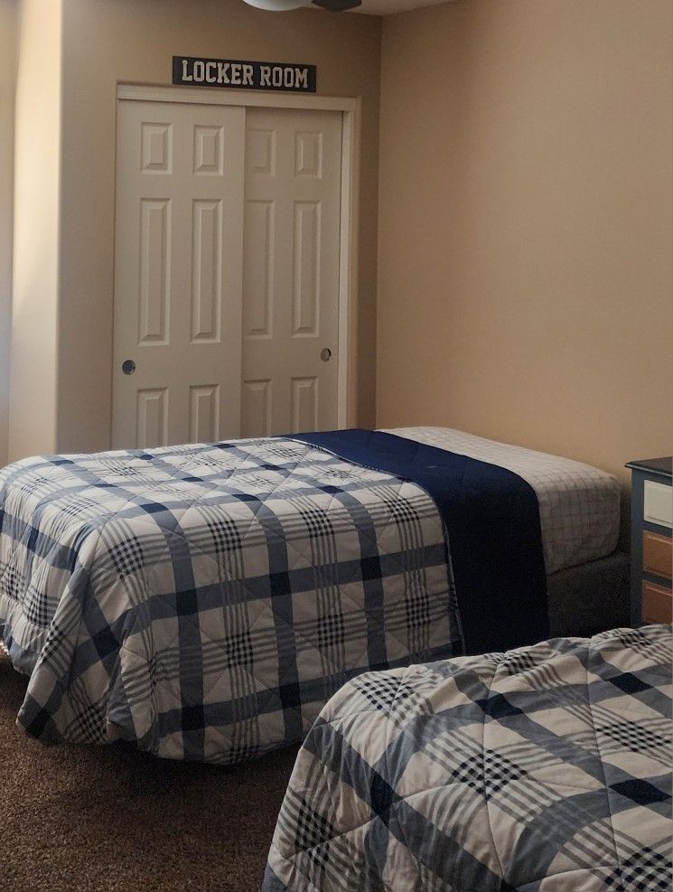 Twin Bed - frame, comforter, sheets
