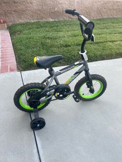 Toddler boys bike