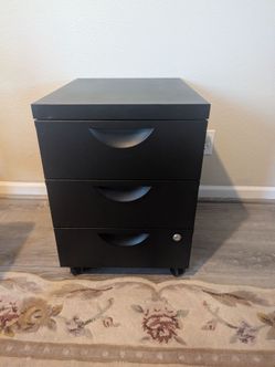 Metal desk drawers