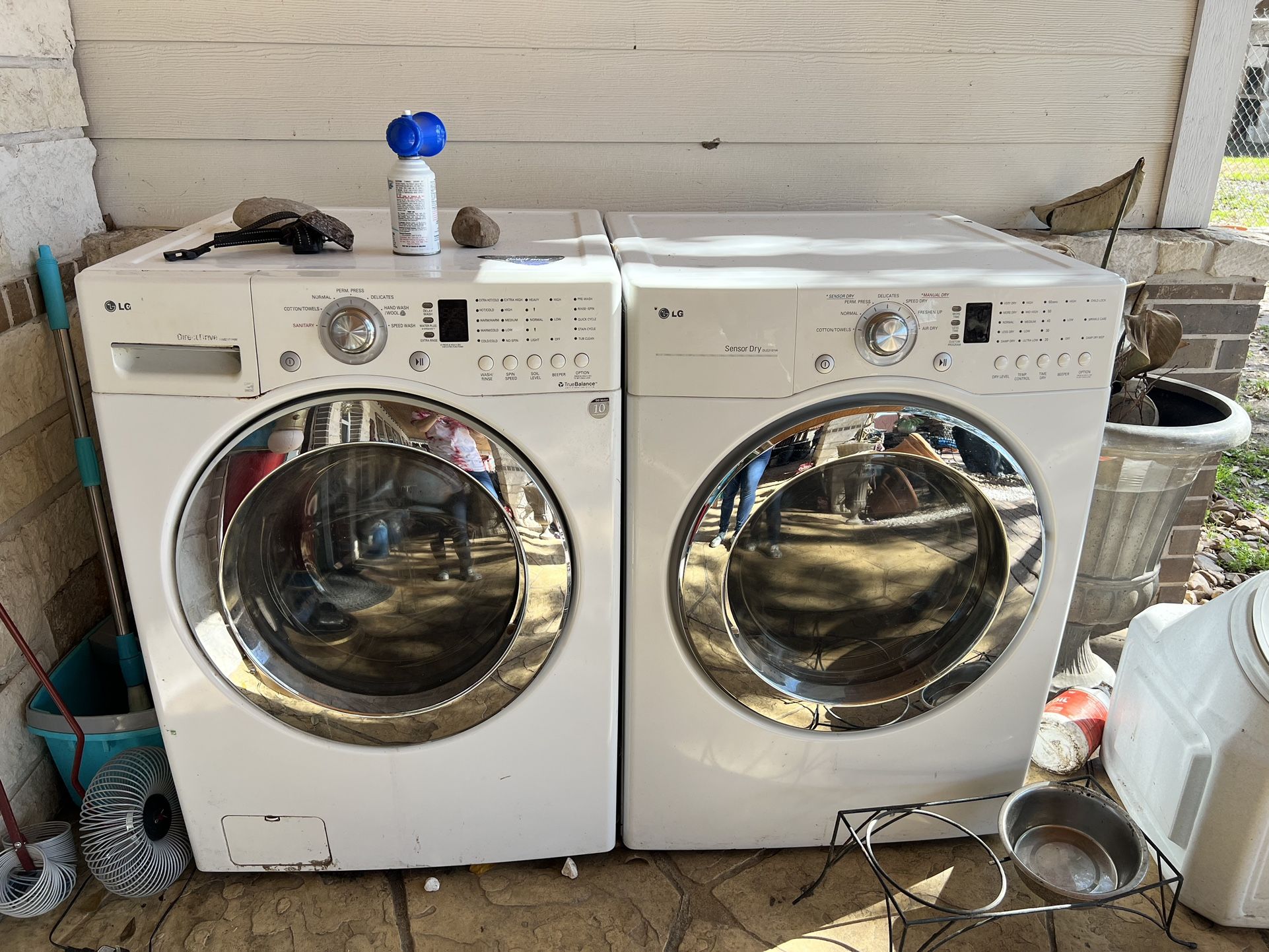 LG  Washer And Dryer