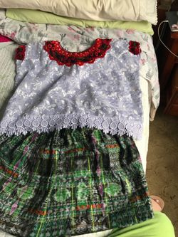 Traje tipico Size 8 niña