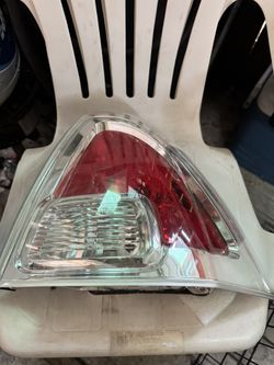 2009 Ford Fusion Passenger Taillight Assembly