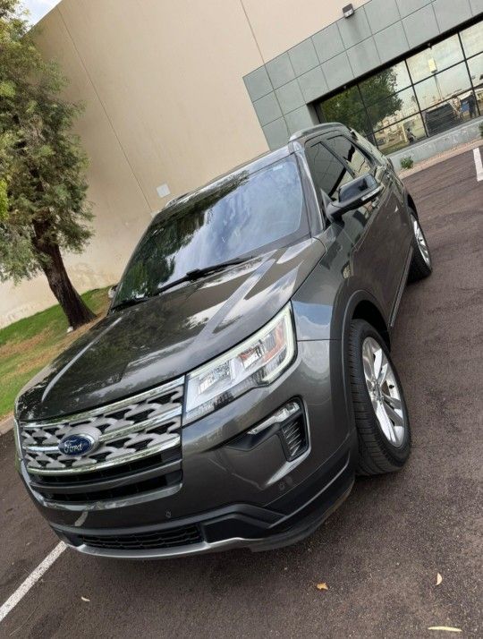 2018 Ford Explorer