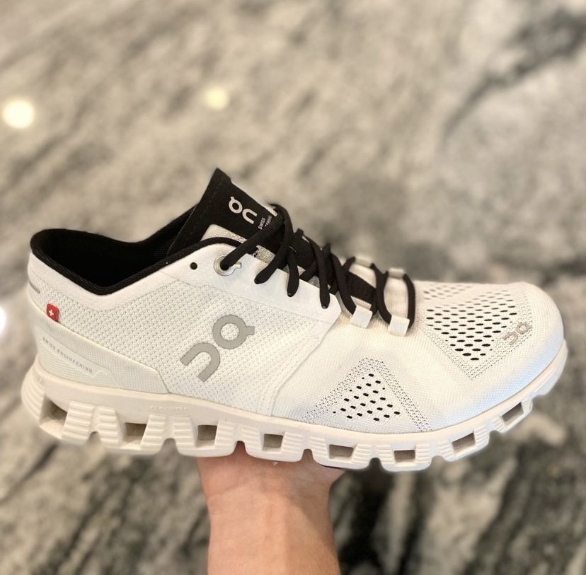 converse dainty white