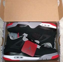 Bred Jordan 4