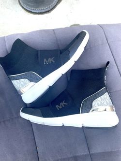 Michael Kors Stretch Sock Shoes - SIZE 8