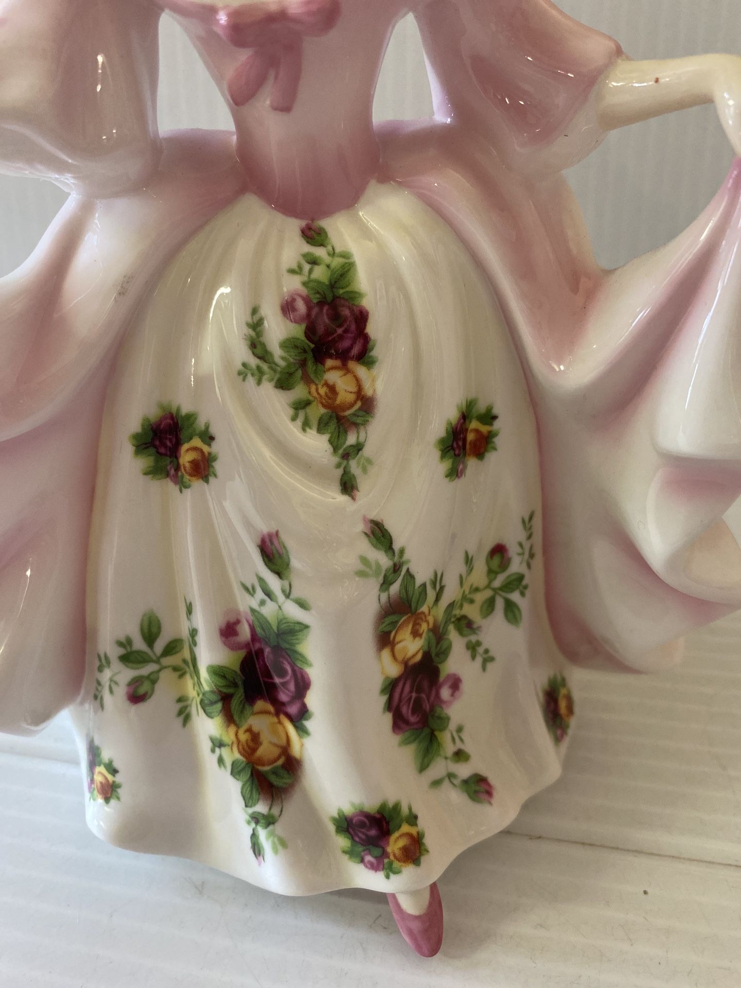 工芸品   / PRETTY LADIES Kathryn ROYAL DOULTON PRETTY LADIES KATHRYN HN4948 FIGURINE OLD