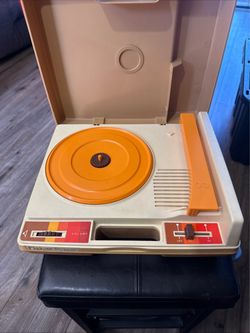 Vintage 1978 Fisher Price Portable Record Player Phonograph Turntable