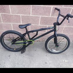 BMX BIKE FOR SALE