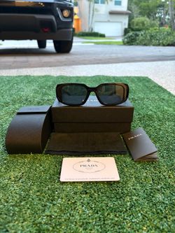Authentic Prada Sunglasses SPR17WS Complete Set
