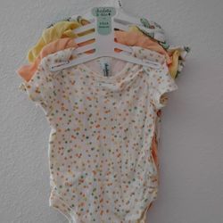 BABIES ONESIE SET