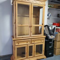Hutch/China Cabinet And Dinning Set
