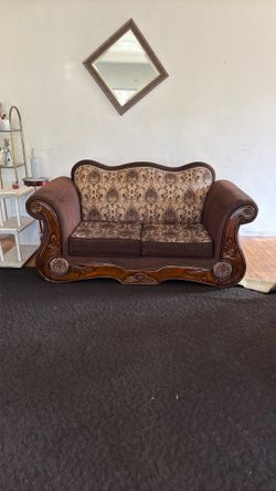 Sofa Couch Vintage-Style Loveseat And Couch / Moving Sale