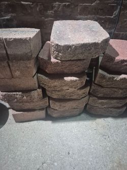 32 pieces of bricks!