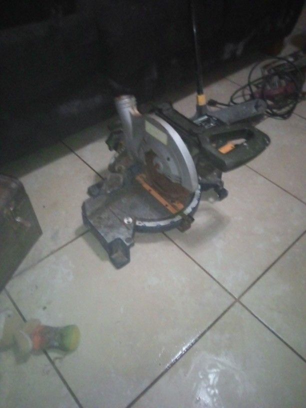 Mitre Saw