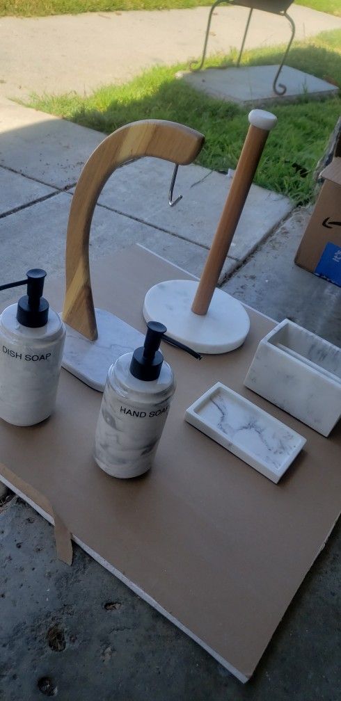 Kitchen Set Marble/wood