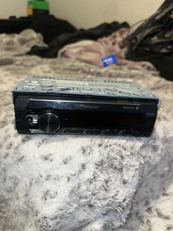 Pioneer Radio