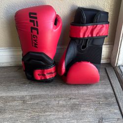 UFC Boxing Gloves