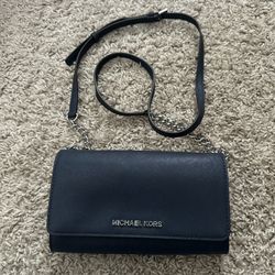 Like NEW Navy Blue Michael Kors Crossbody