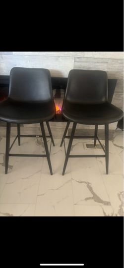 6 counter height barstools new