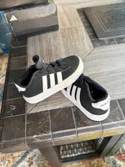 Adidas 7k