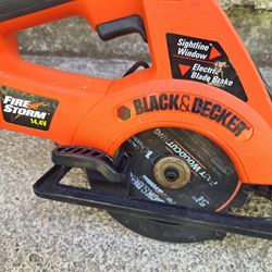 Black And Decker Circular Saw 