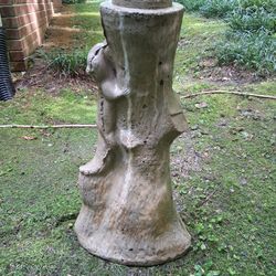 Concrete Birdbath Base 