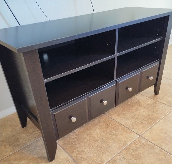 SAUDER SHOAL CREEK COLLECTION TV STAND