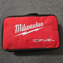 Milwaukee FUEL M12 impact