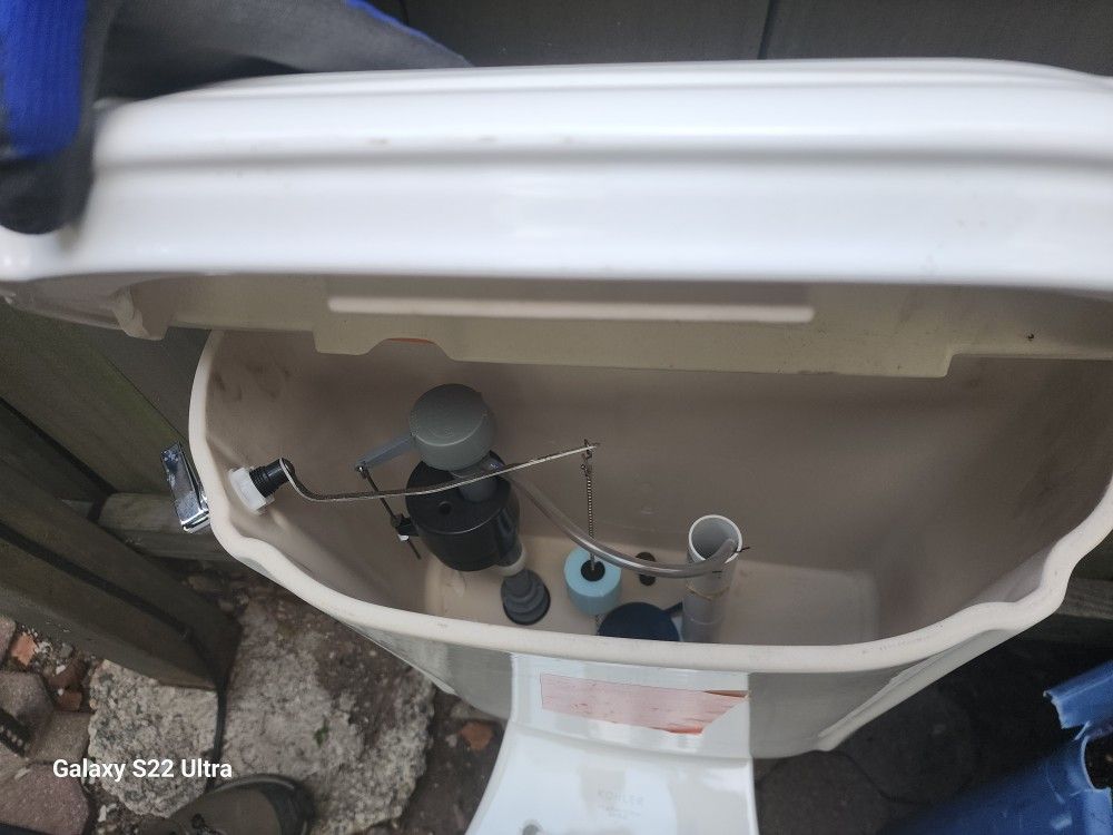 Kohler 4317-0 toilet