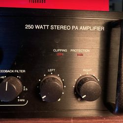 250 Watt PA Stereo Amplifier (heavy Built With Rack Mount) 