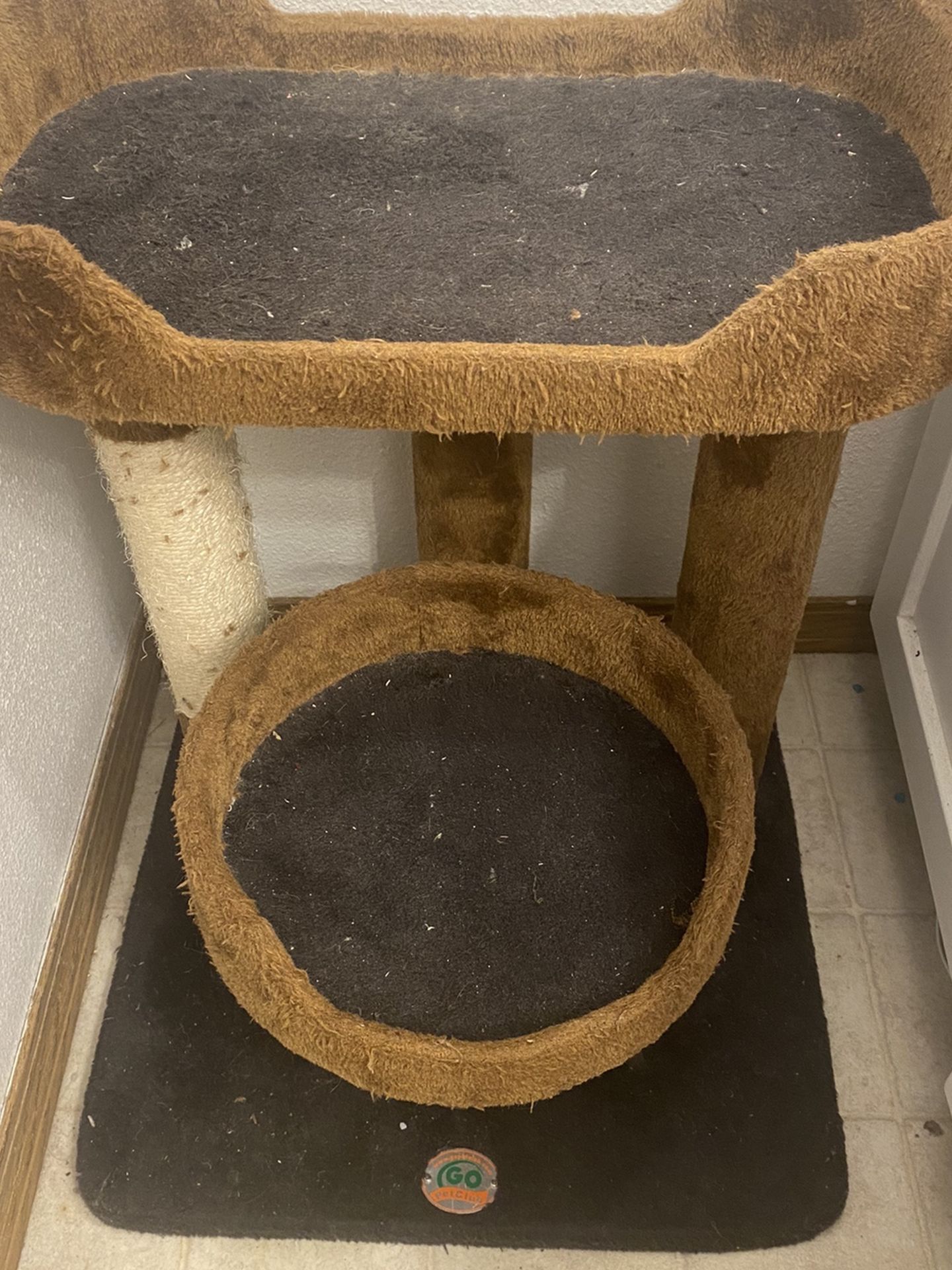 Cat Tree Tower With Scratching Post And Bed