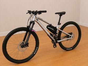 2023 Cannondale Habit 29er Trail Mountain Bike | 1-owner | Loaded