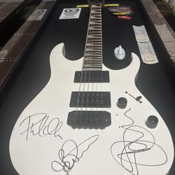 Ibanez Gio - SIGNED GUITAR**
