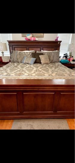 king bed for sale with mattress