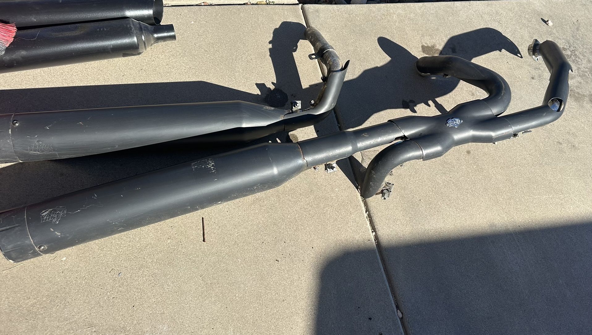 Harley Davidson Touring Vance And Hines True Dual Exhaust 