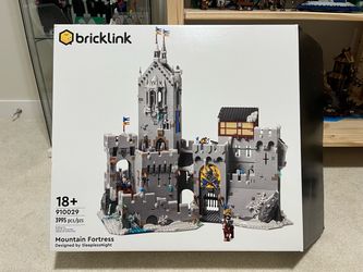LEGO Mountain Fortress Used/100% Complete BDP #910029