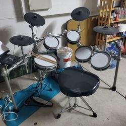 Simmons SD1250 Electric Drum Set 