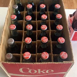 Vintage 1980s Coca-Cola Glass Bottle Lot + Dr Pepper Return Bottles