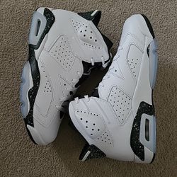 Air Jordan Retro 6 " Reverse Oreo" Size 9 Men 