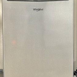 Whirlpool Mini Fridge