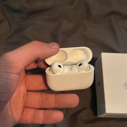 Apple AirPod Pros 2nd Gen 