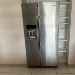 KITCHEN AID REFRIGERATOR