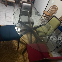 Comedor/ Dining Table 