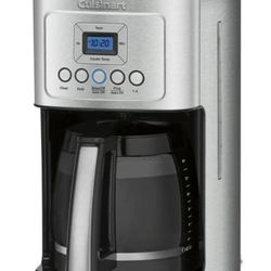 Cuisinart 14-Cup PerfecTemp Programmable Coffeemaker

Turn up the flavor — and the temperature — on your daily pot of coffee with the Cuisinart® Perfe