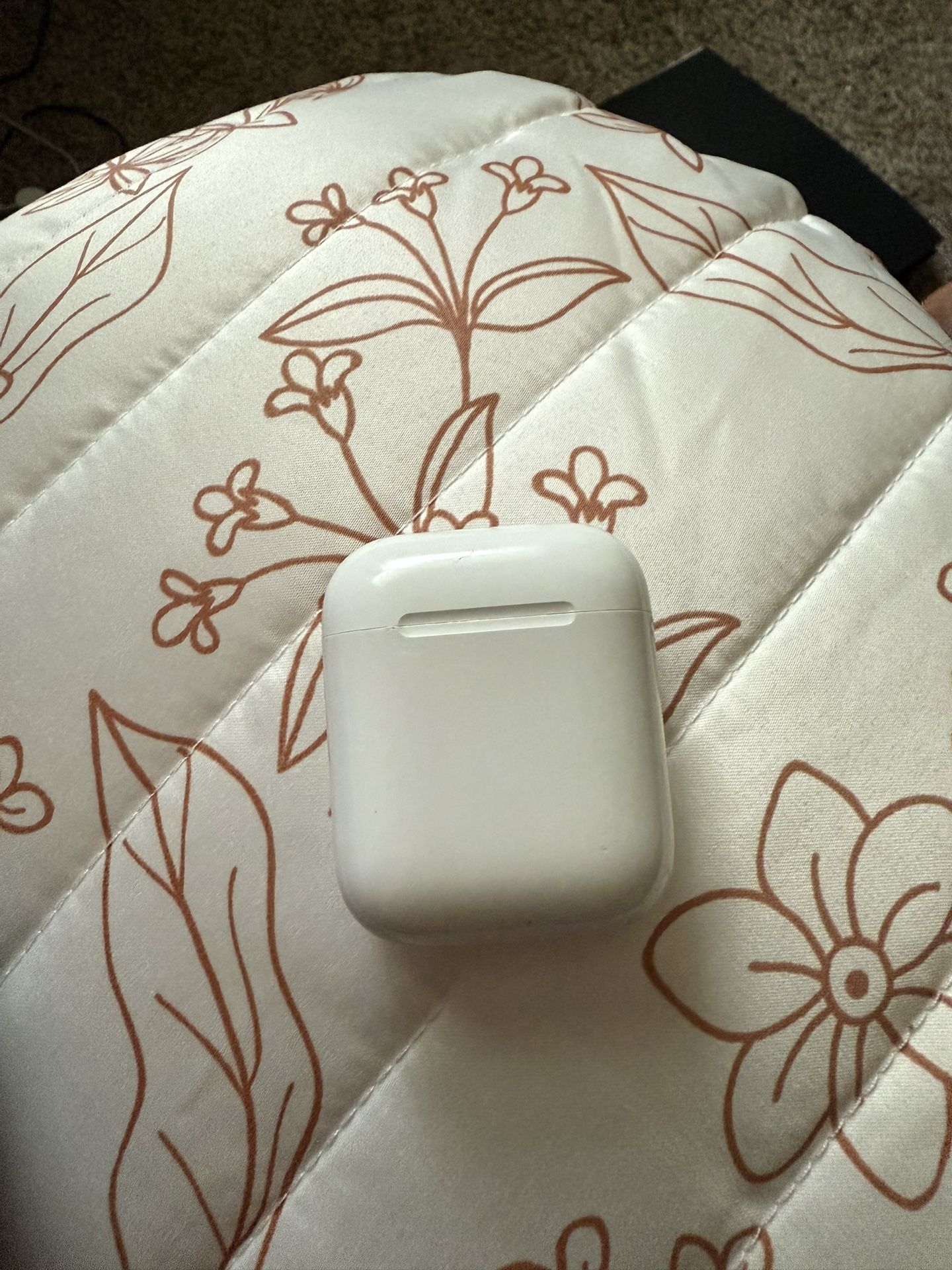 Apple AirPods 1st Gen