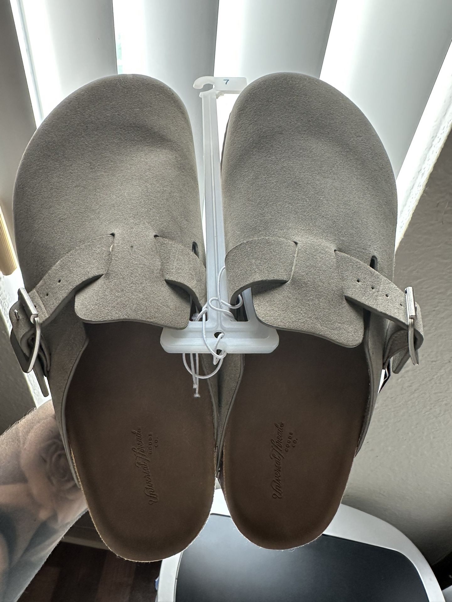 Women Buckle Slipper