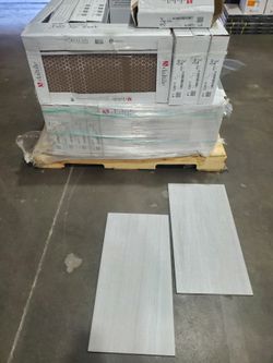 Tile Porcelain 340 square feet new